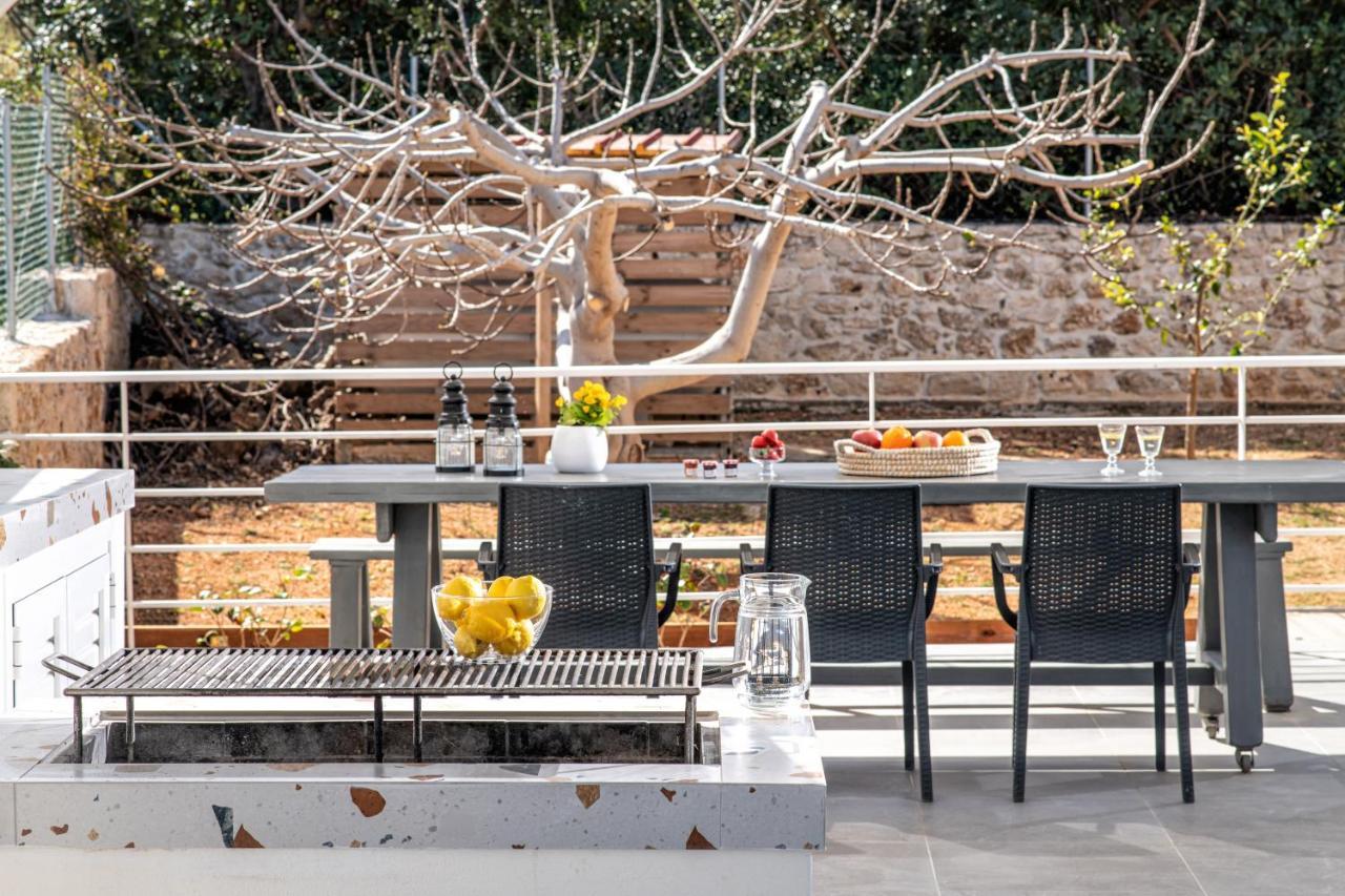 Alba Bianca Villa, Family Retreat With Heated Pool By Thinkvilla Херсониссос Экстерьер фото